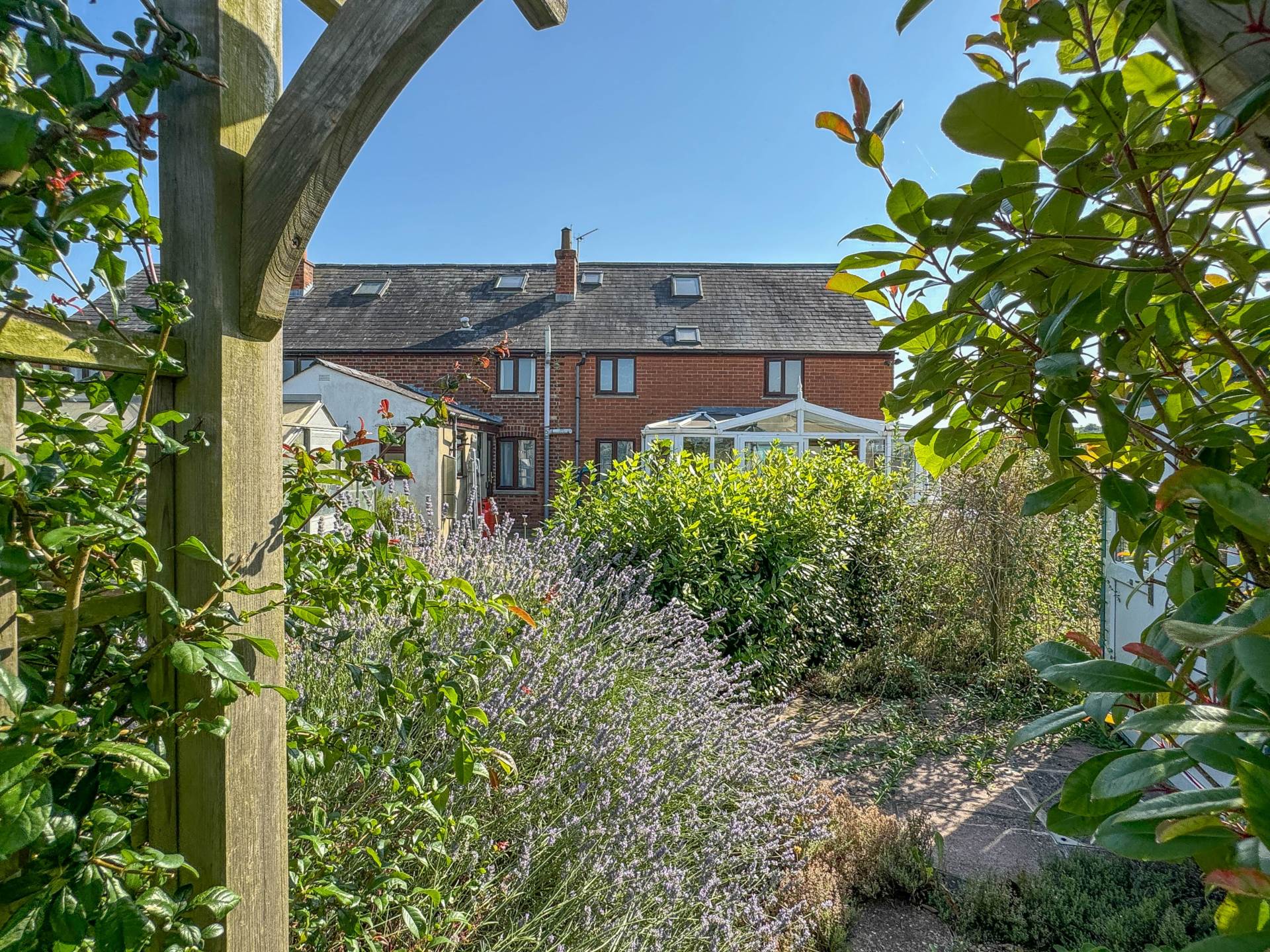 Henley Road, Shillingford, Image 16