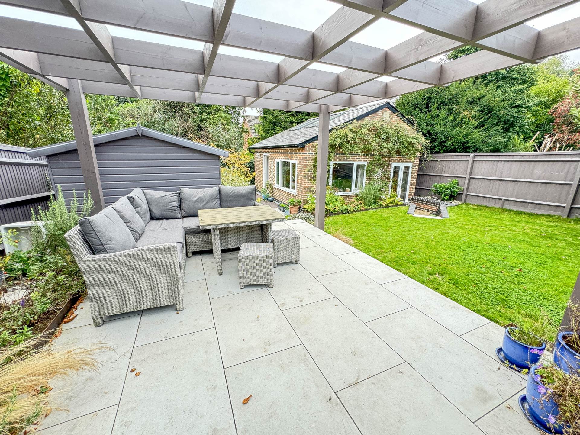 Kite Cottage, High Road, Brightwell, Image 17