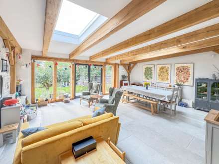 Kite Cottage, High Road, Brightwell, Image 3