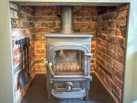 Kite Cottage, High Road, Brightwell, Image 5