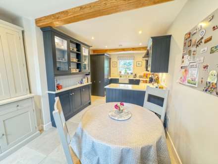 Kite Cottage, High Road, Brightwell, Image 7