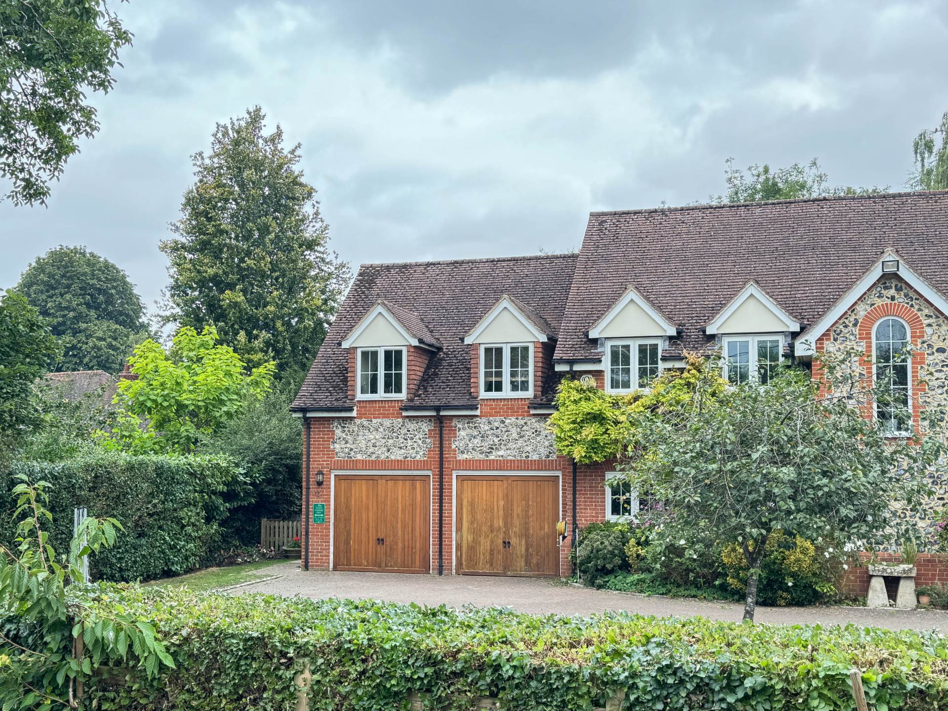 Churchfield Lane, Wallingford, Image 1