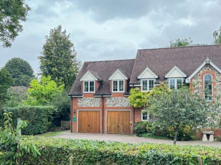 Churchfield Lane, Wallingford, Image 1