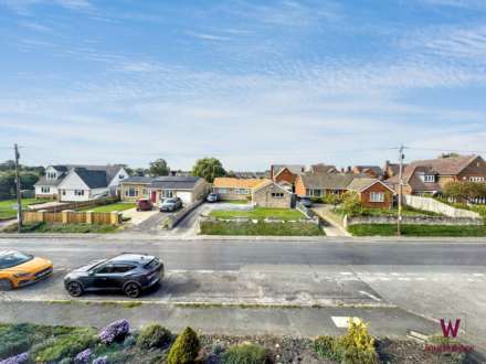 Monument Road, Chalgrove, Image 16