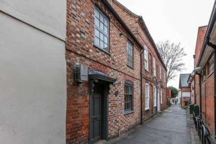 The Cottage, Church Lane, Image 11