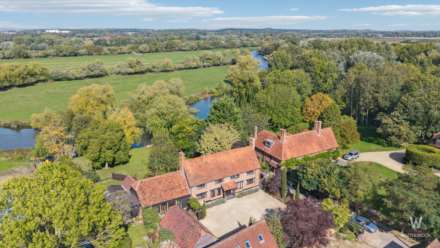 Long Wittenham, Image 24