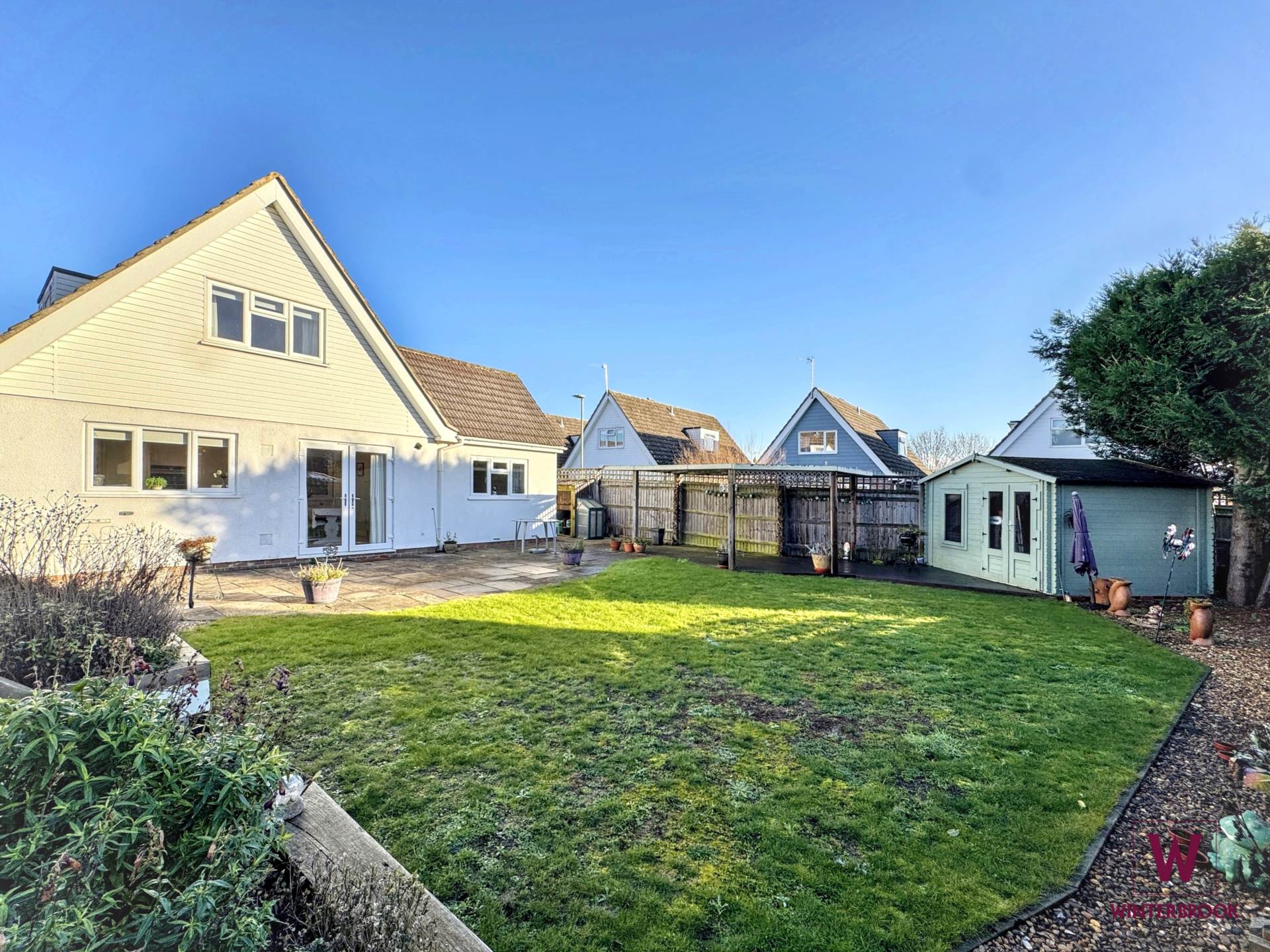 Castle Close, Benson, Image 17