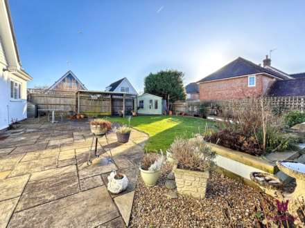 Castle Close, Benson, Image 16