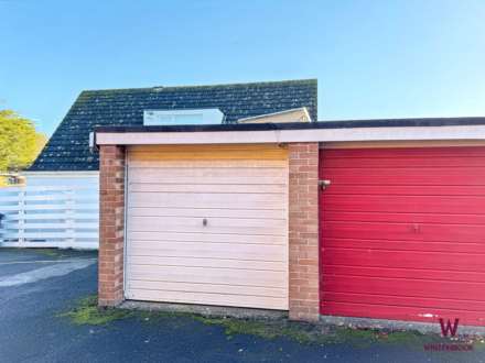 Castle Close, Benson, Image 19