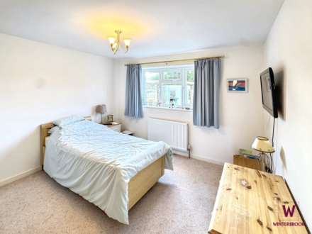 Castle Close, Benson, Image 8