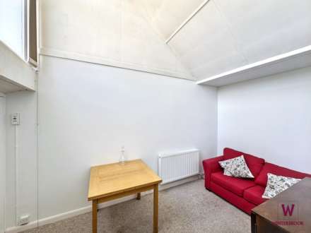 Priory Mews, Wallingford, Image 6