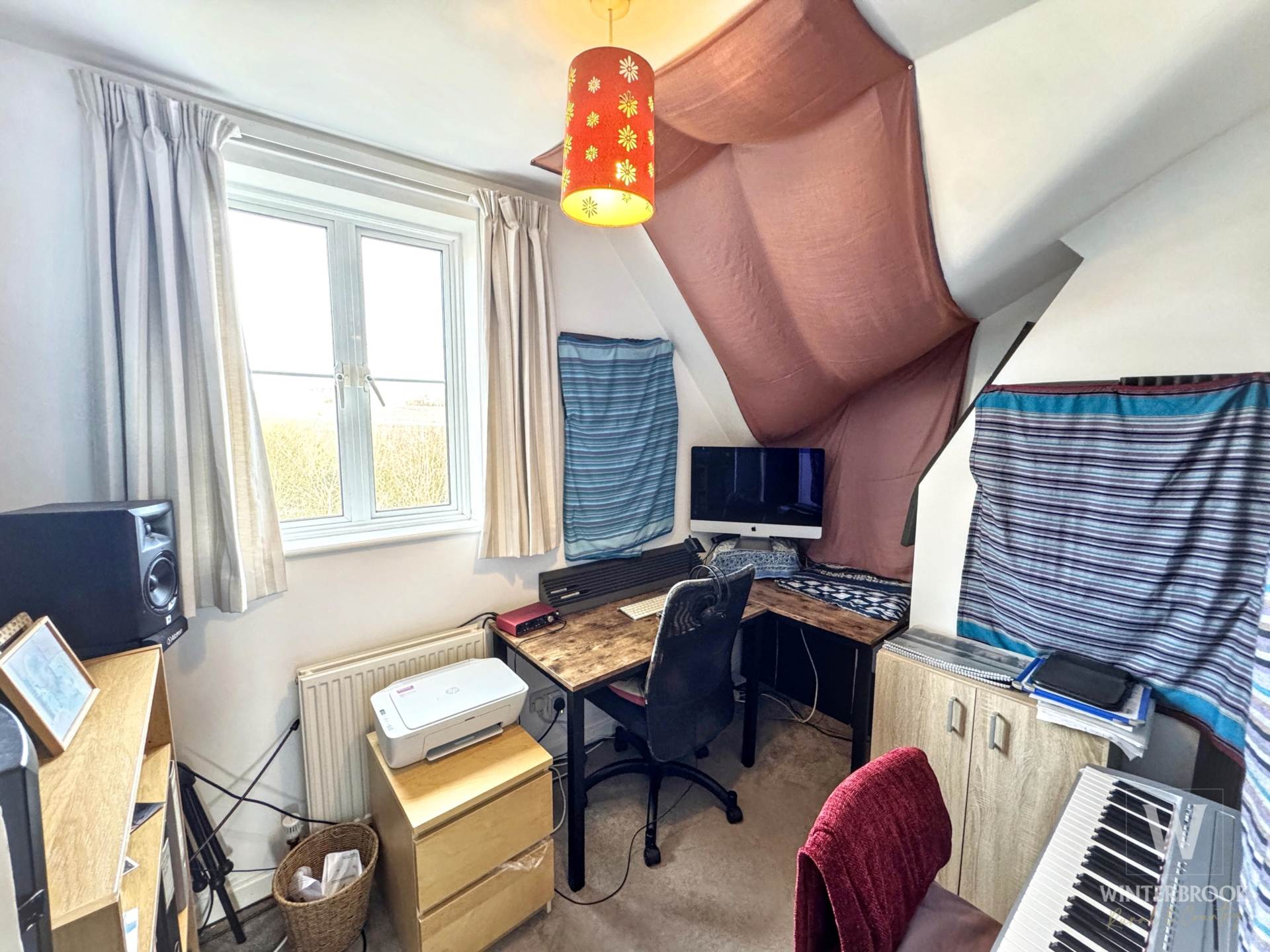 The Green North, Warborough, Image 11