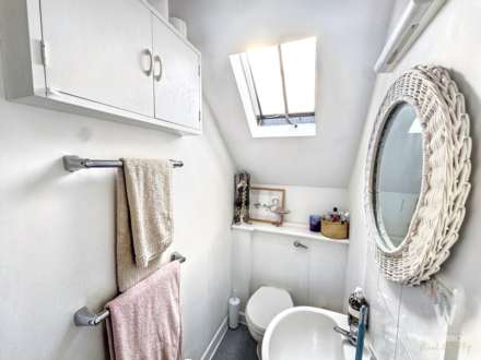 The Green North, Warborough, Image 8