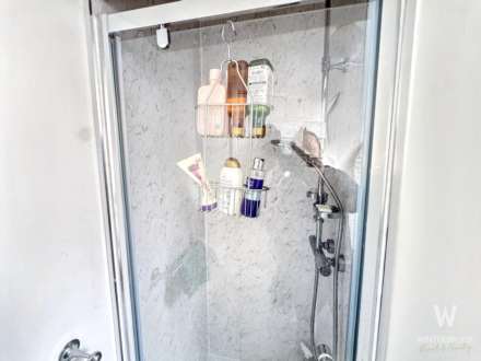 The Green North, Warborough, Image 9