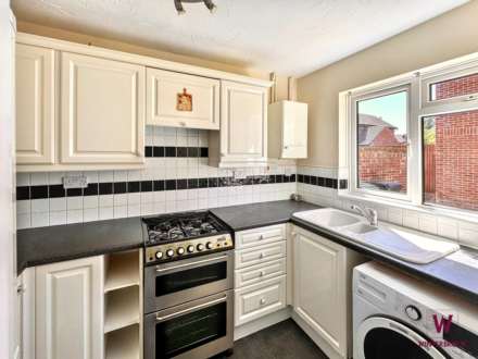 Magdalen Court, Didcot, Image 3