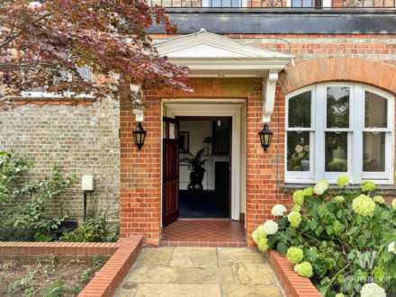 Riverside House, Burcot, Image 3