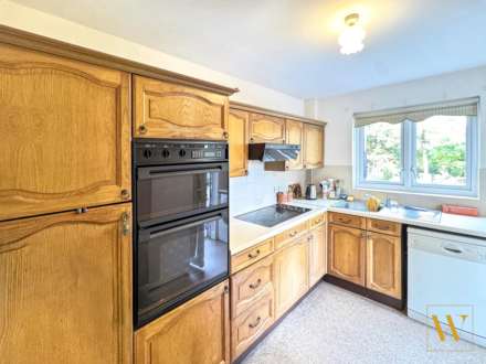 St. Lucians Lane, Wallingford, Image 5