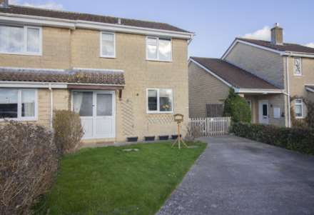 3 Bedroom Semi-Detached, Linsvale Drive, Frome