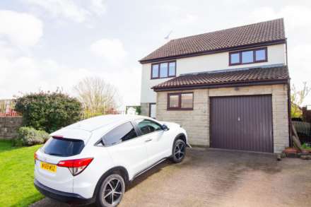 4 Bedroom Detached, Orchardleigh View, Frome