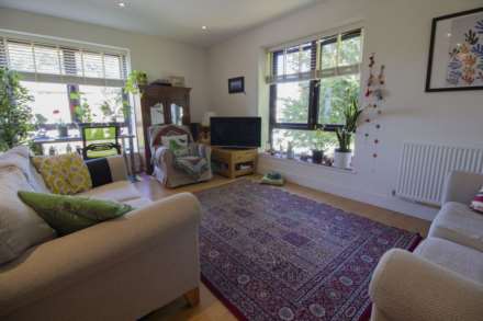 Apartment   Acacia View    Forest Rd Frome, Frome, Image 2