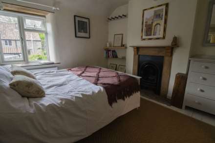 Trinity Street, Frome, Image 17