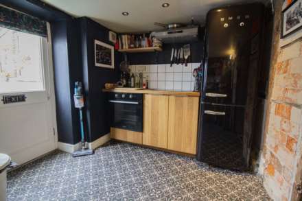 Vicarage Street, Warminster, Image 7