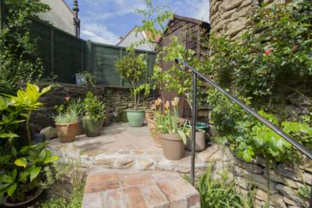 Sun Street, Frome, Image 18