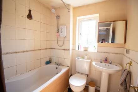 Magnolia Close, Frome, Image 14
