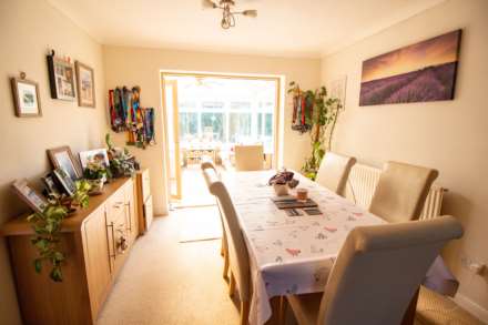Magnolia Close, Frome, Image 7