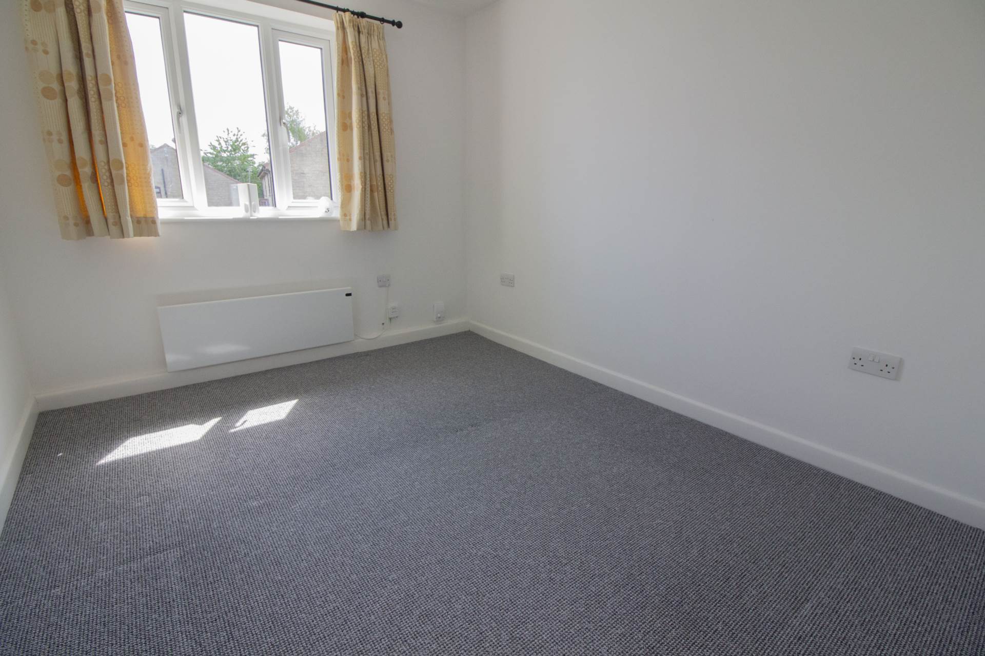 Knights Court, Frome, Image 4