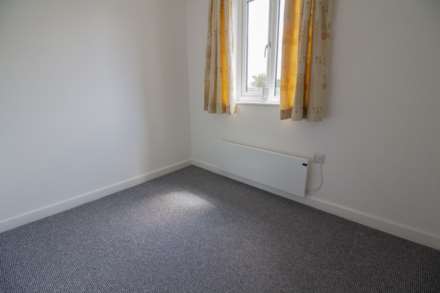 Knights Court, Frome, Image 5