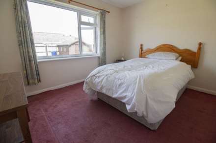 Catherston Close, Frome, Image 8