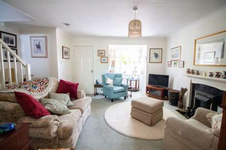 Magnolia Close, Frome, Image 5