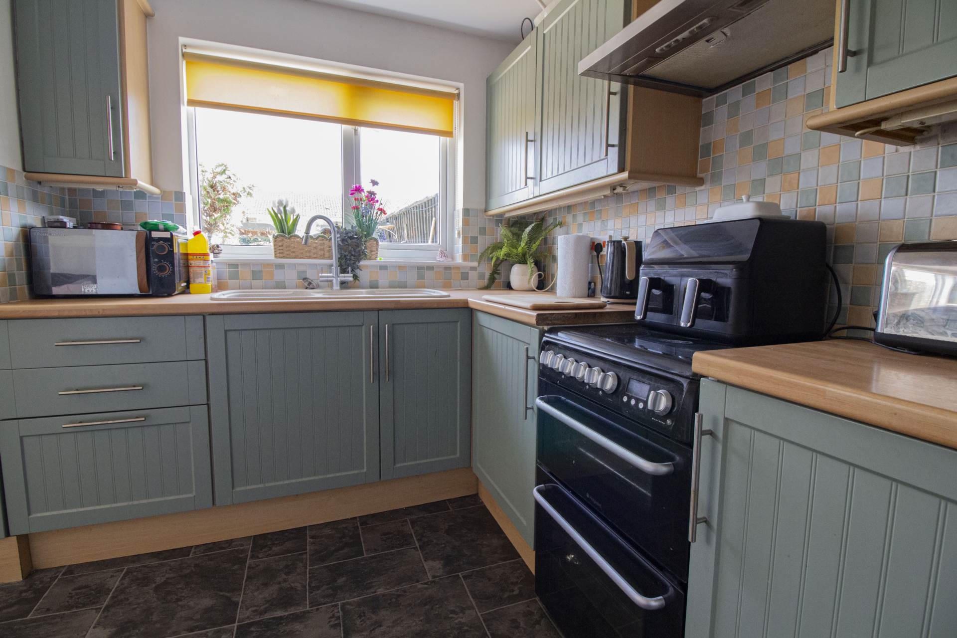 Bartlett Close, Frome, Image 9