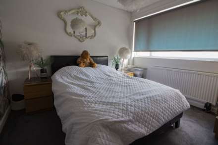 Bartlett Close, Frome, Image 10