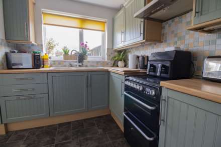 Bartlett Close, Frome, Image 9