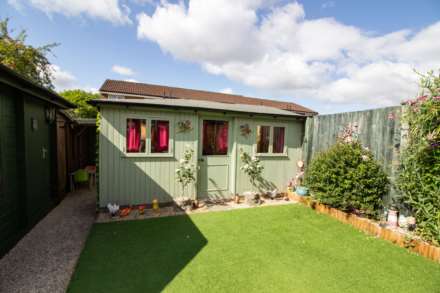 Waverley Close, Frome, Image 6