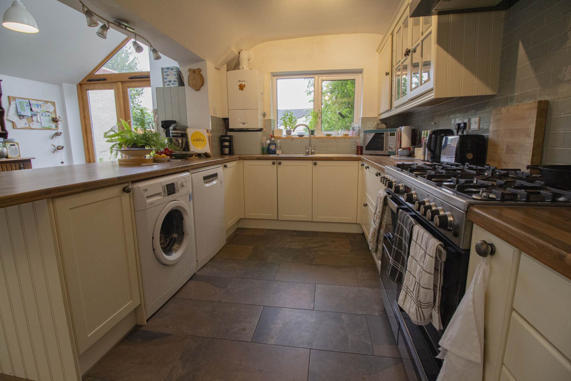 Avenue Road, Frome, Image 11