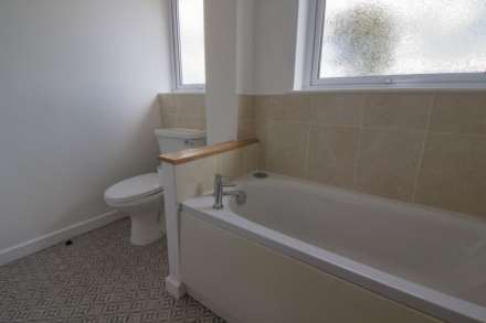 Knightstone Heights, Frome, Image 13