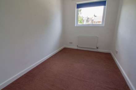Knightstone Heights, Frome, Image 9