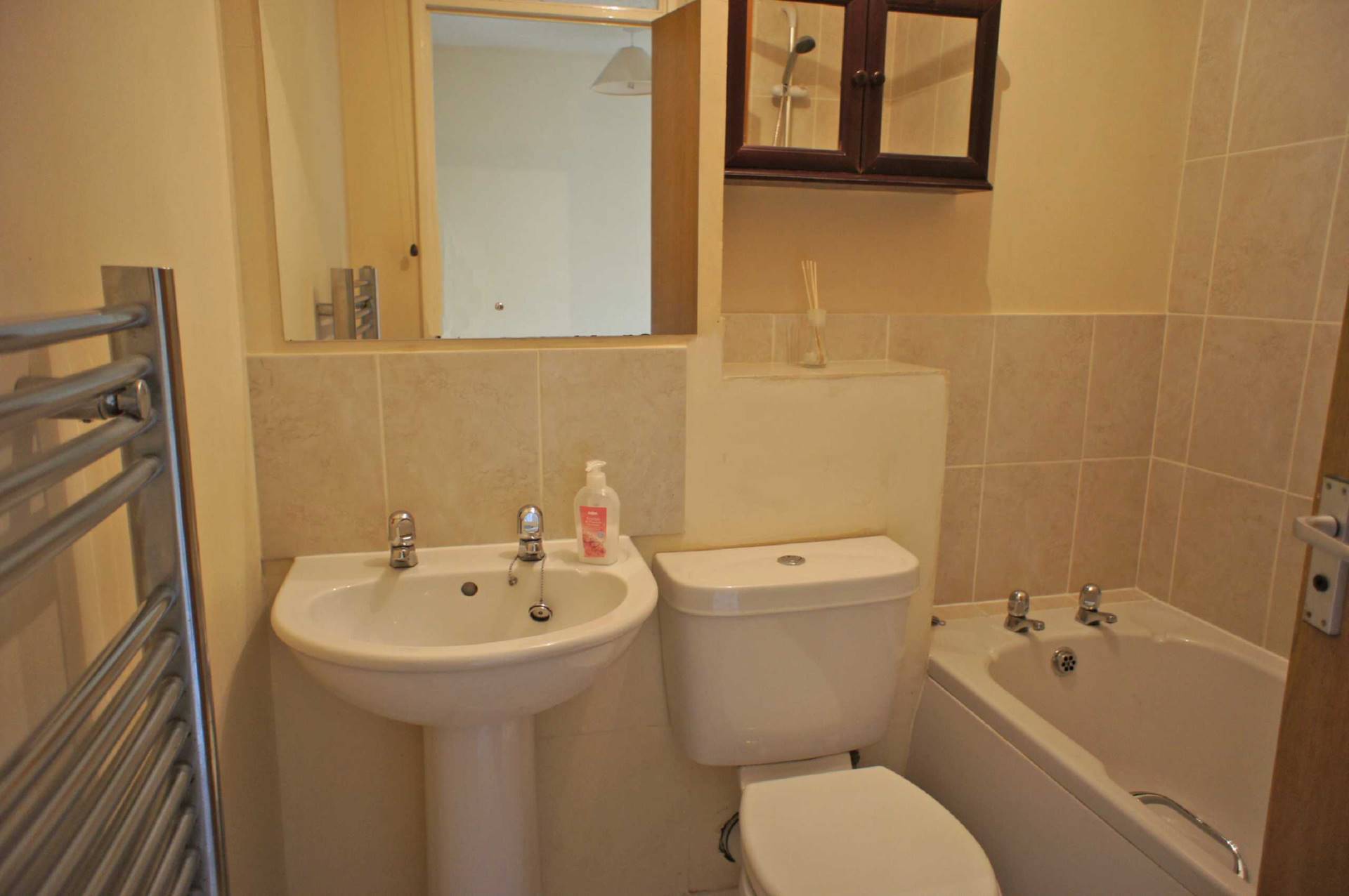 Berenda Drive, Longwell Green, Image 9