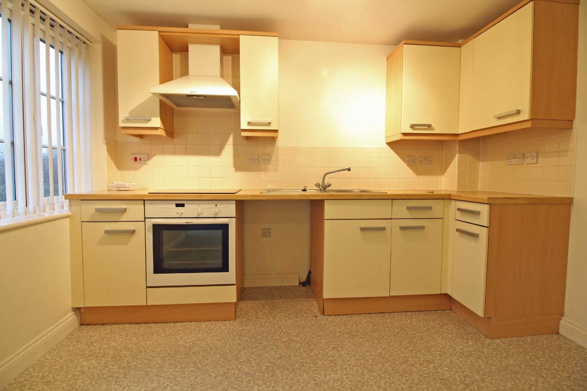 Harris Close, Frome, Image 4
