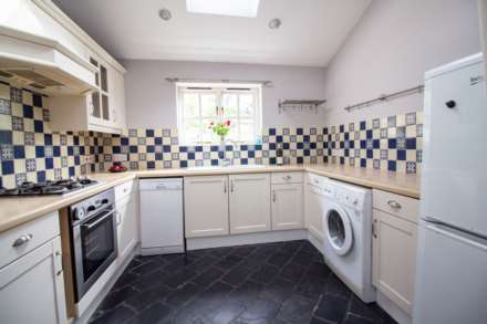 High Street, Norton St Phillip, Image 11