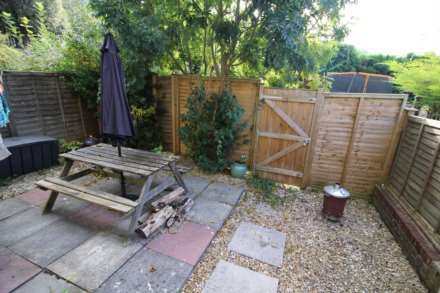 Orchard Close, Warminster, Image 8