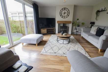 Bramley Drive, Frome, Image 3