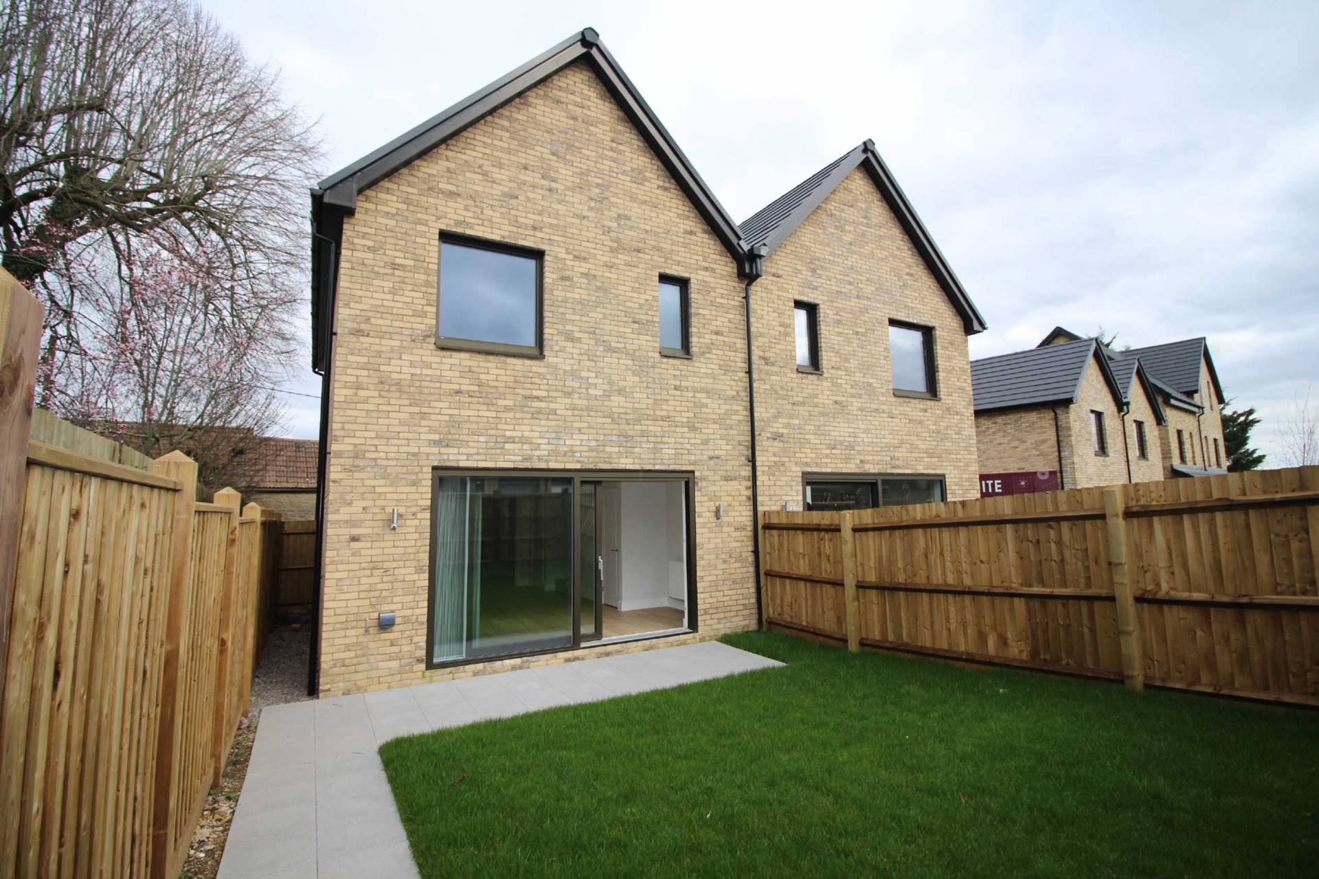 Caxton Road, Frome, Image 11