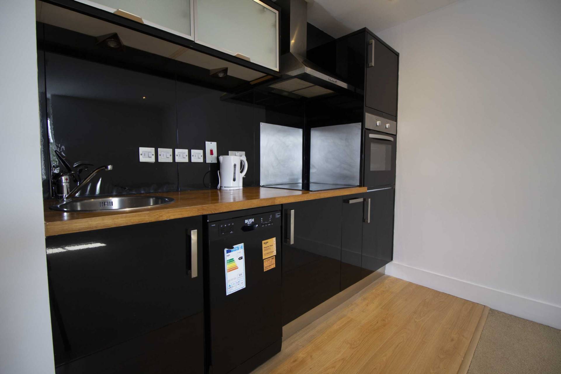 North Parade, Frome, Image 4