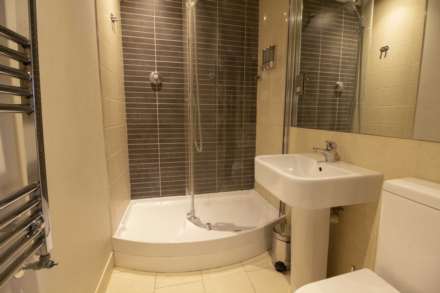 North Parade, Frome, Image 7