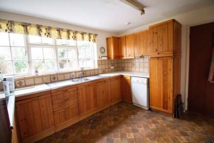 Walnut Close, Rode, Image 9