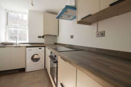 North Parade, Frome, Image 3